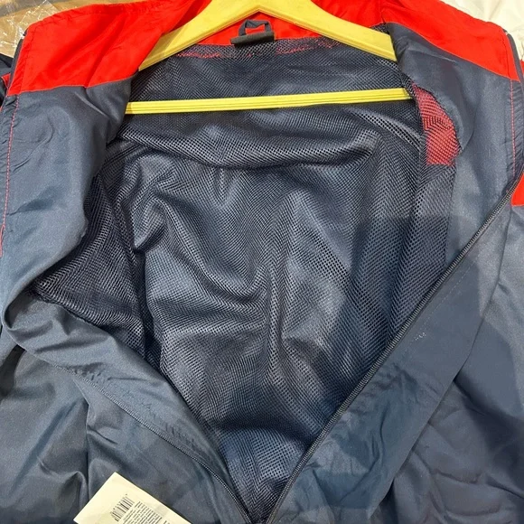 WAAW men’s upper - Picture 5 of 10